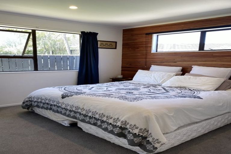 Photo of property in 12a Sharda Grove, Paraparaumu Beach, Paraparaumu, 5032