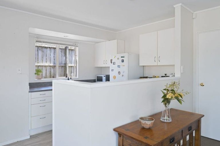 Photo of property in 13 Legacy Drive, Henderson, Auckland, 0612