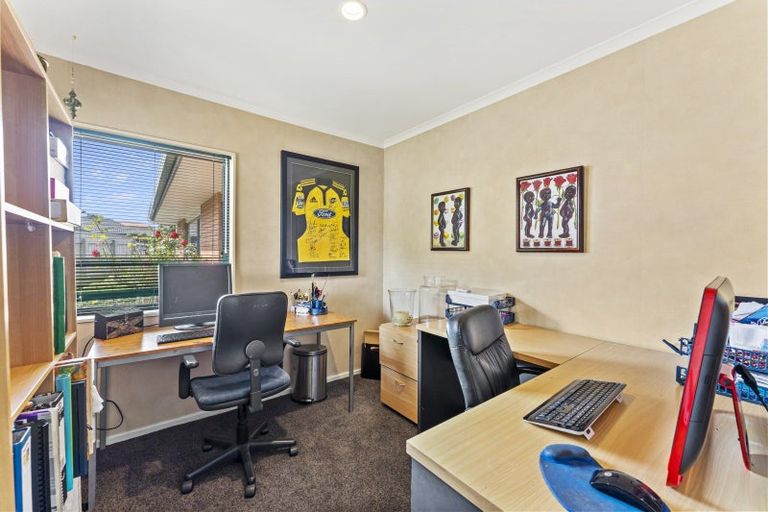 Photo of property in 8 Sapphire Grove, Birchville, Upper Hutt, 5018