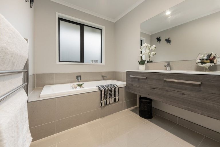 Photo of property in 8 Highview Court, Flagstaff, Hamilton, 3210