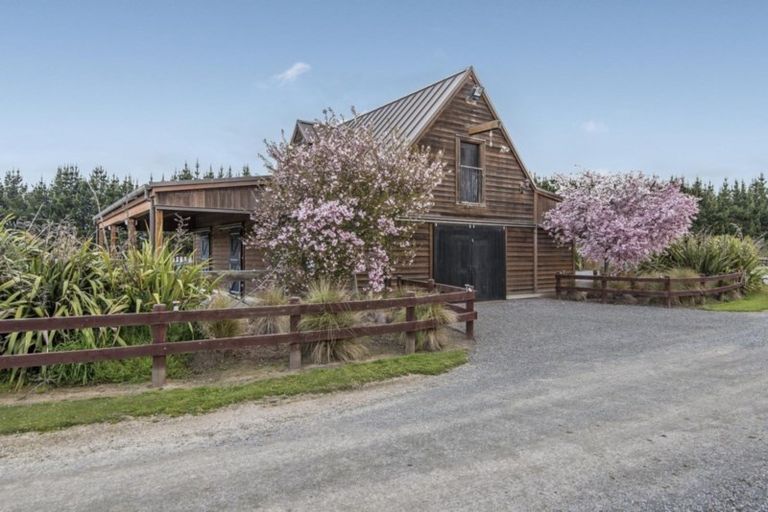 Photo of property in 562 Sandy Knolls Road, West Melton, Christchurch, 7675