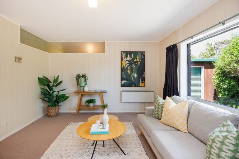 Photo of property in 8c Ihaka Street, Hokowhitu, Palmerston North, 4410