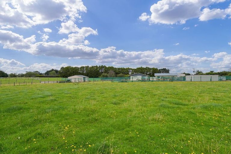 Photo of property in 73 Flora Road East, Makarewa, Invercargill, 9876