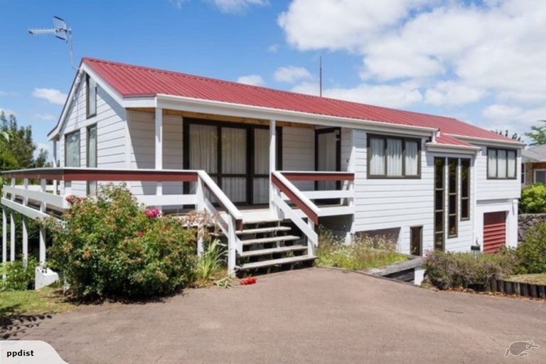 Photo of property in 23 Russell Crescent, Western Heights, Rotorua, 3015