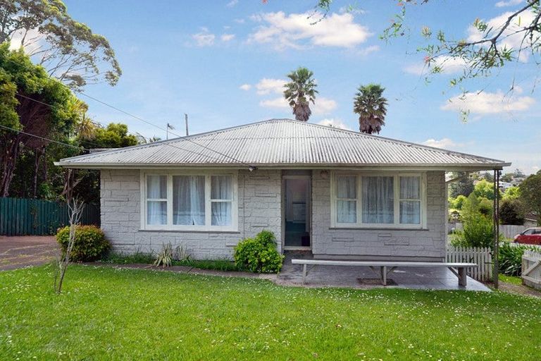 Photo of property in 93 Rosier Road, Glen Eden, Auckland, 0602