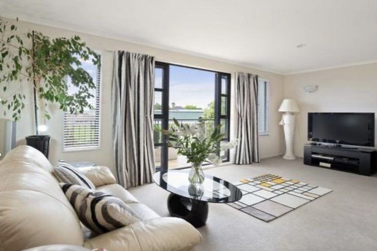 Photo of property in 10/268 Shirley Road, Papatoetoe, Auckland, 2025