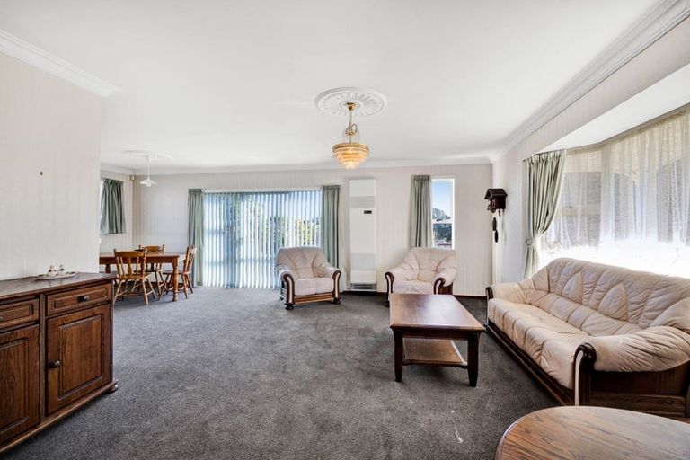 Photo of property in 65 Murray Avenue, Hawera, 4610