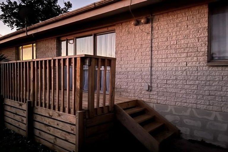 Photo of property in 2/33 Grassways Avenue, Pakuranga, Auckland, 2010