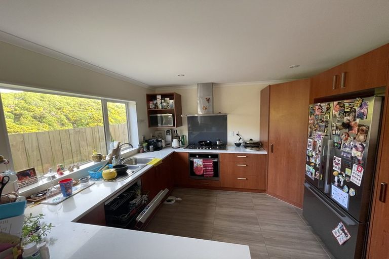 Photo of property in 9 Belize Grove, Grenada Village, Wellington, 6037