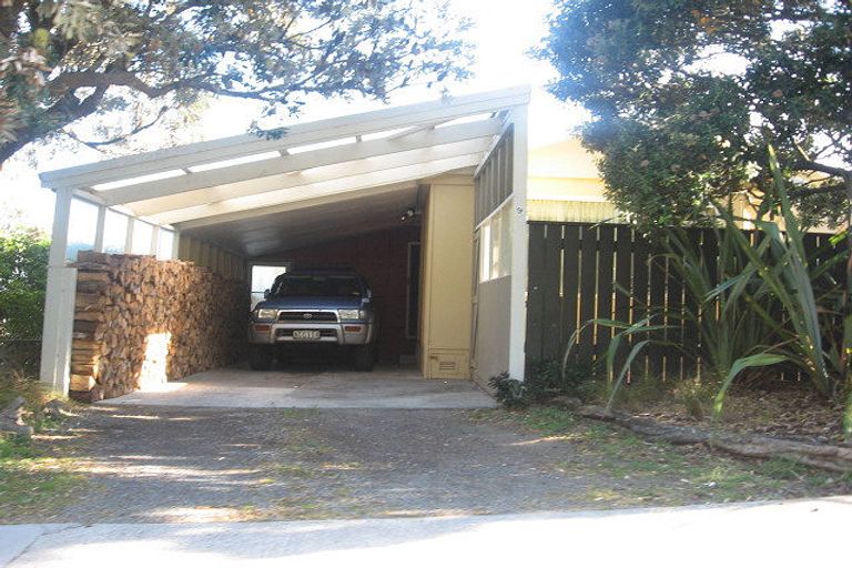 Photo of property in 11 Aperahama Street, Paekakariki, 5034