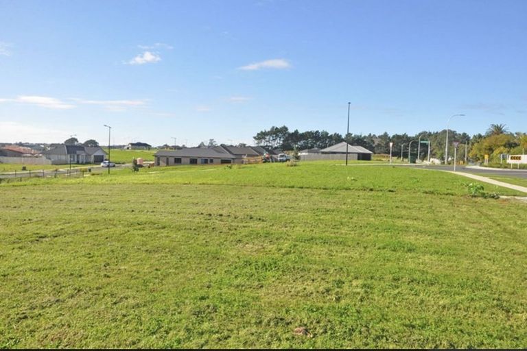 Photo of property in 61 Mclarin Road, Glenbrook, Waiuku, 2681