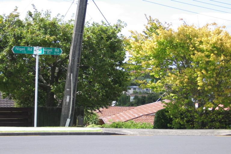 Photo of property in 12 Nigel Road, Browns Bay, Auckland, 0630