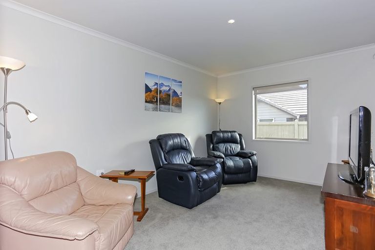 Photo of property in 162 Oteki Park Drive, Welcome Bay, Tauranga, 3112