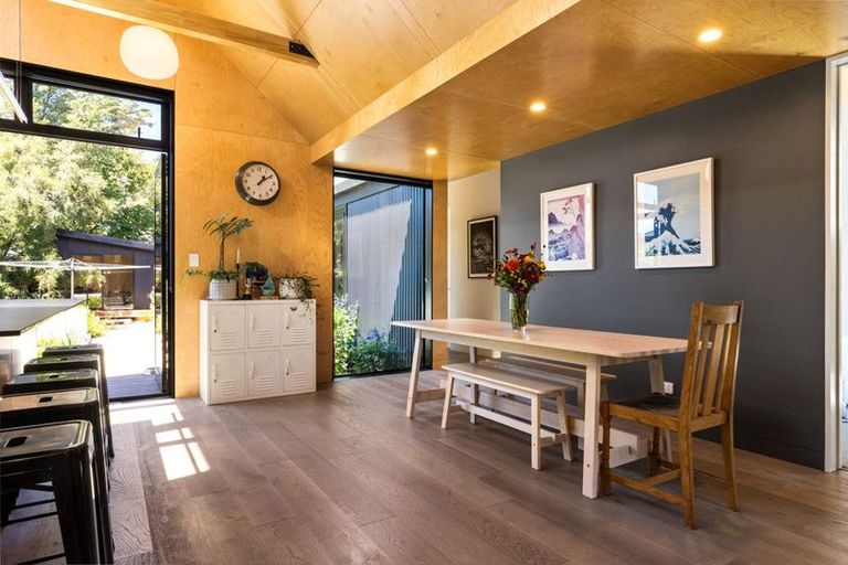 Photo of property in 108 Tomes Road, St Albans, Christchurch, 8052