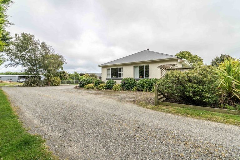 Photo of property in 155 Tussock Creek Grove Bush Road, Grove Bush, Invercargill, 9872
