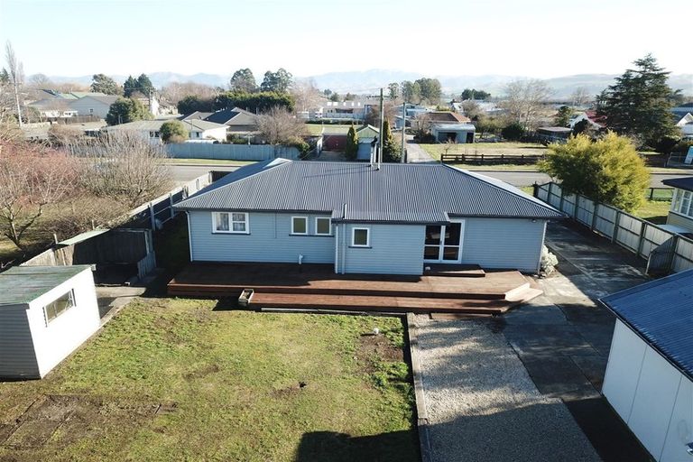 Photo of property in 16 Montrose Avenue, Culverden, 7392