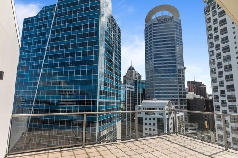 Photo of property in Tower Hill Apartments, 15f/1 Emily Place, Auckland Central, Auckland, 1010