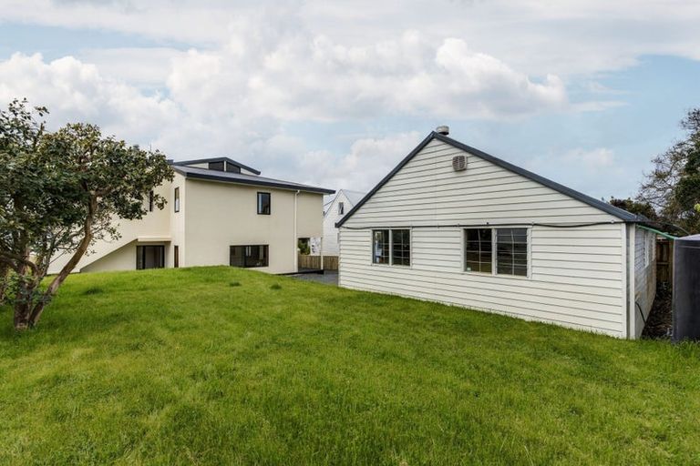 Photo of property in 27 Kawau View Road, Snells Beach, 0920