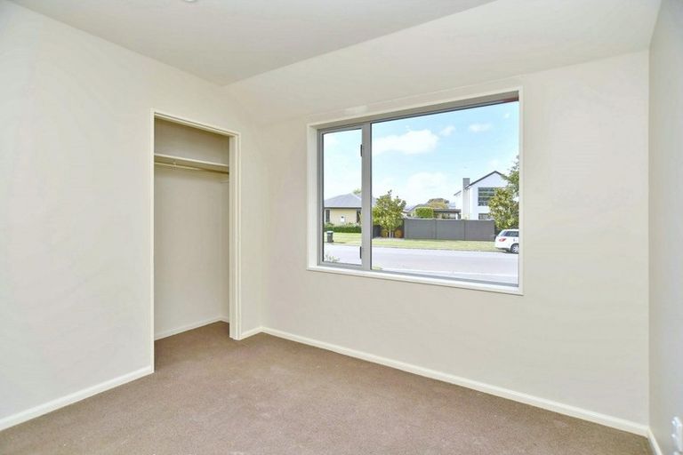 Photo of property in 49a Mcmahon Drive, Aidanfield, Christchurch, 8025