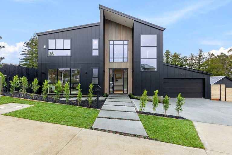 Photo of property in 36 Ara Hills Drive, Wainui, Silverdale, 0992