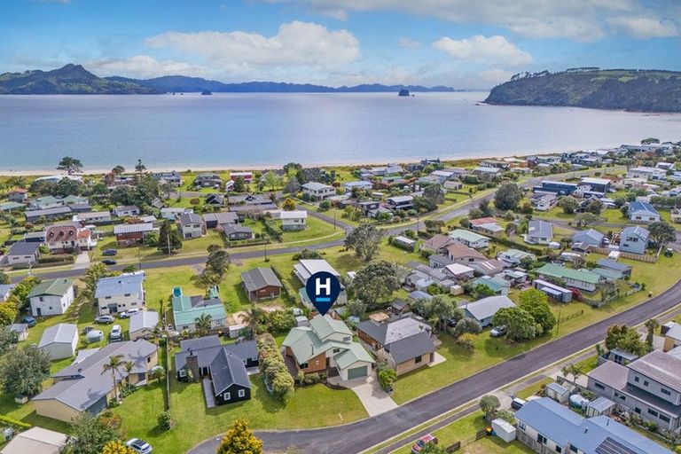 Photo of property in 7 Martin Place, Cooks Beach, Whitianga, 3591
