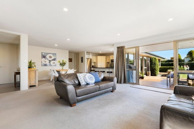 Photo of property in 3 Chesterfield Place, Rangiora, 7400