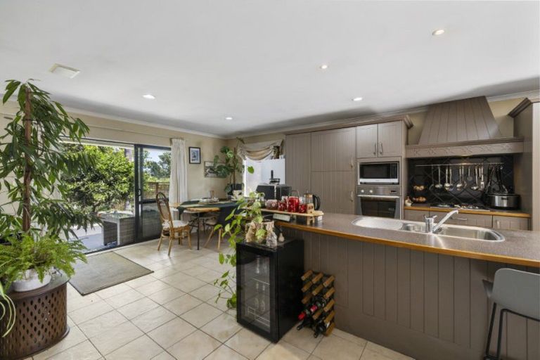 Photo of property in 5 La Colina Place, Bethlehem, Tauranga, 3110