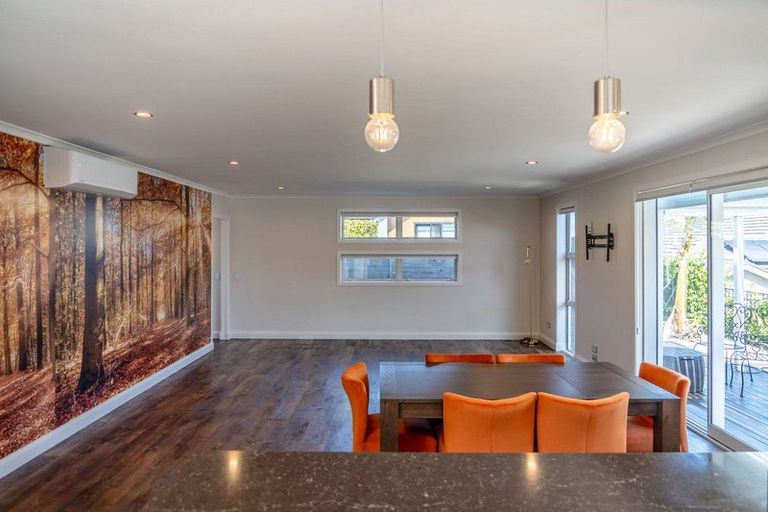 Photo of property in 27 Kayelene Place, Omokoroa, 3114