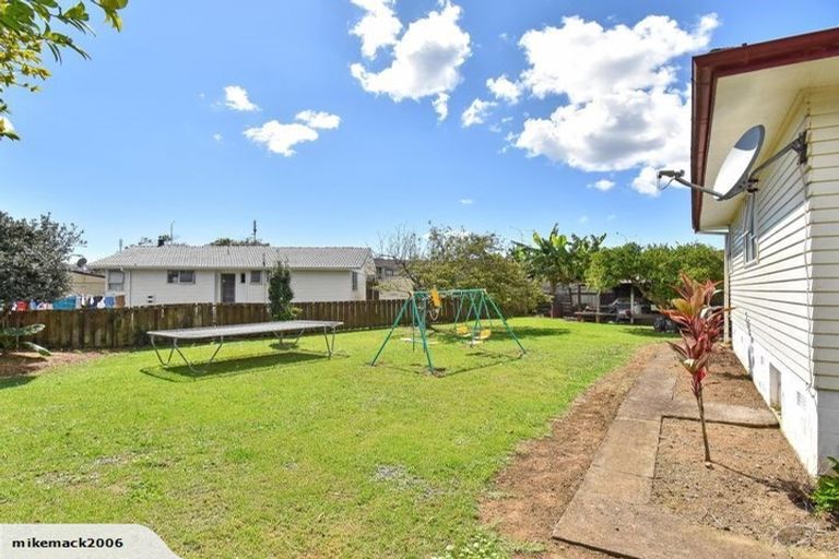Photo of property in 30 Zelda Avenue, Clover Park, Auckland, 2023