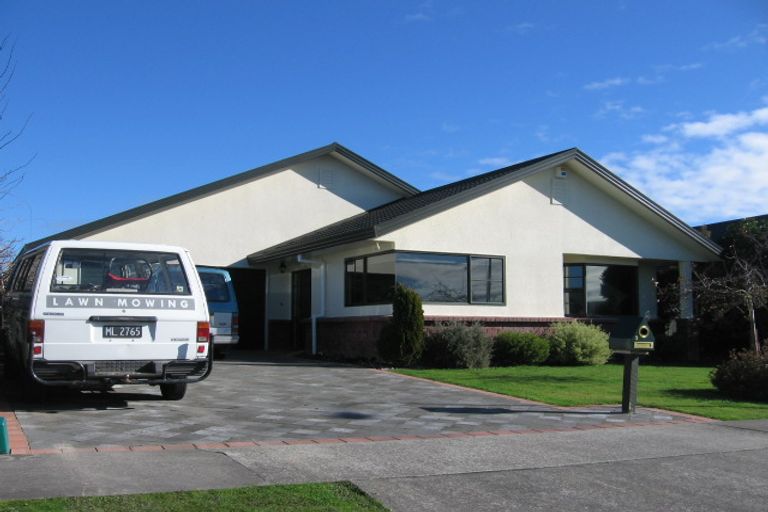 Photo of property in 3 Montana Way, Milson, Palmerston North, 4414