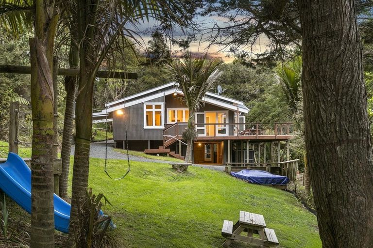 Photo of property in 92 Tender Road, Dairy Flat, Albany, 0794