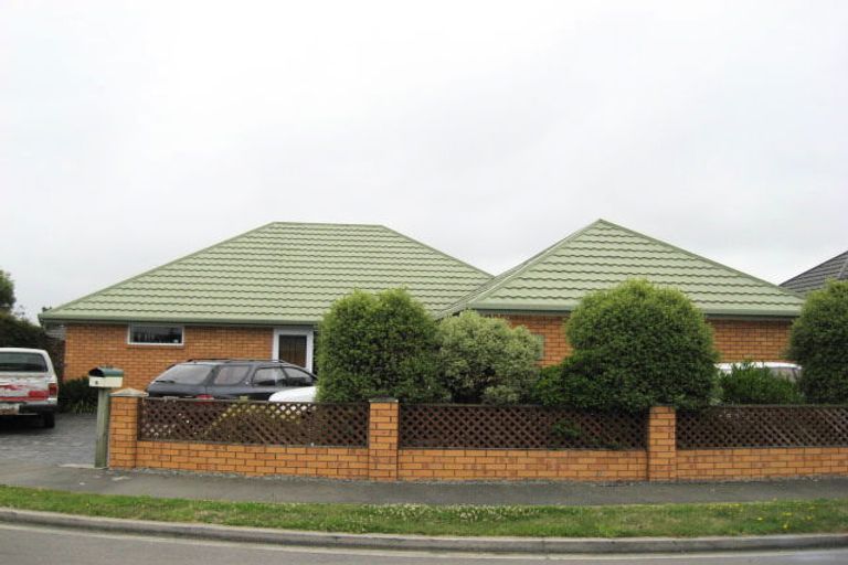 Photo of property in 10 Seascape Gardens, Bromley, Christchurch, 8062