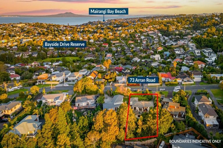 Photo of property in 73 Arran Road, Browns Bay, Auckland, 0630