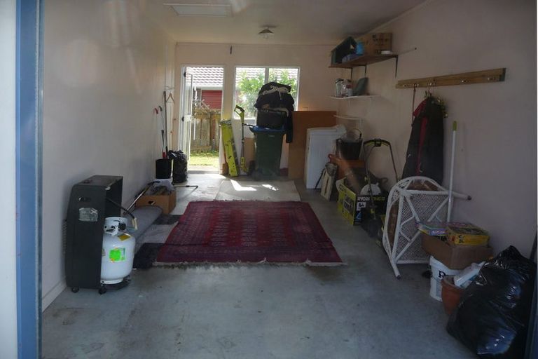 Photo of property in 2/63 Main Road, Titahi Bay, Porirua, 5022