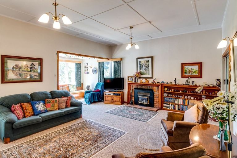Photo of property in 213 Ellis Wallace Road, Eskdale, Napier, 4182