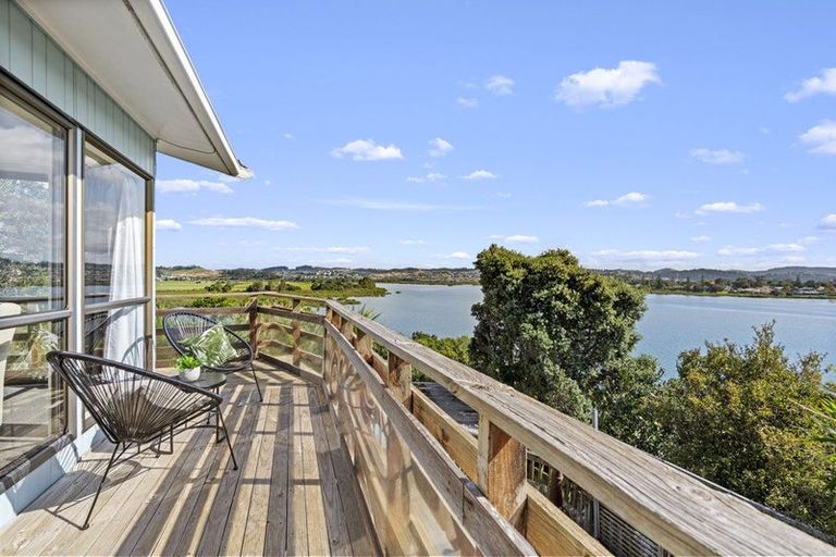 Photo of property in 53a Moffat Road, Red Beach, 0932