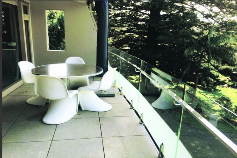 Photo of property in Bridgewater Apartments, 310/7 Te Rangi Cross Road, Paihia, 0200