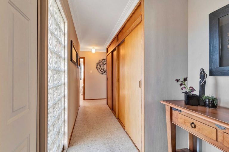 Photo of property in 238 Huatoki Street, Upper Vogeltown, New Plymouth, 4310