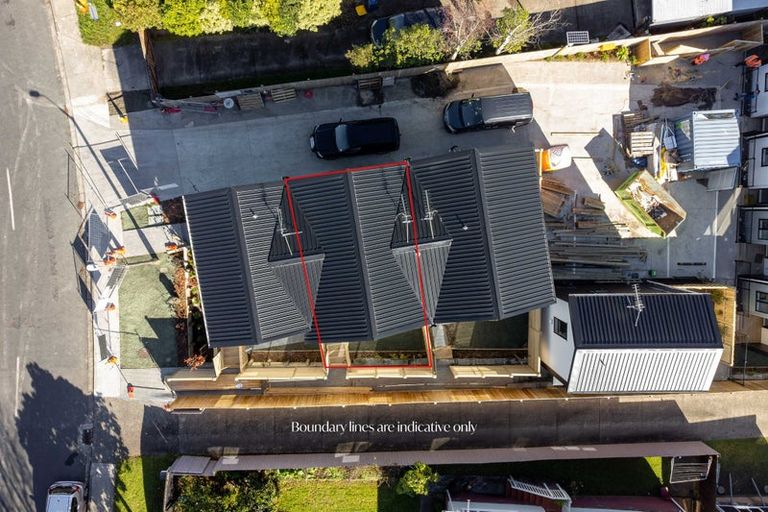 Photo of property in 2/110 Kervil Avenue, Te Atatu Peninsula, Auckland, 0610