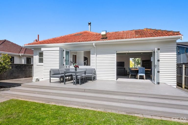 Photo of property in 41 Epuni Street, Hutt Central, Lower Hutt, 5011