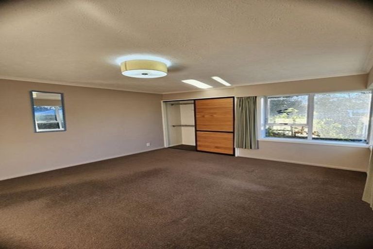 Photo of property in 36 Springbank Street, Bryndwr, Christchurch, 8053