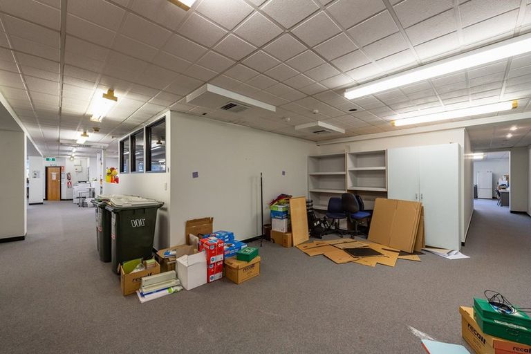 Photo of property in 22 Raroa Road, Kelburn, Wellington, 6012