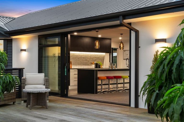 Photo of property in 8 Te Haunui Lane, Pegasus, 7612