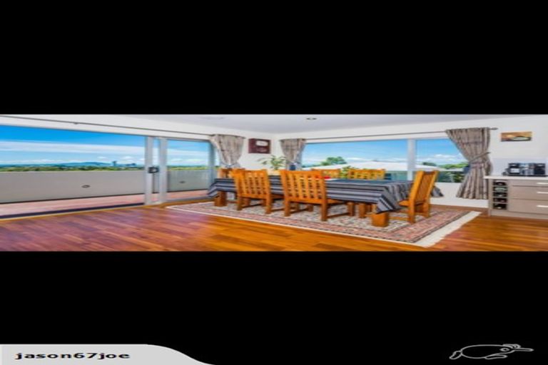 Photo of property in 2/167 Coronation Road, Hillcrest, Auckland, 0627