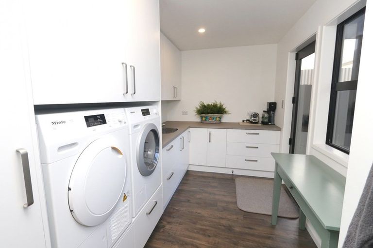 Photo of property in 99 Oak Grove, Ashburton, 7700