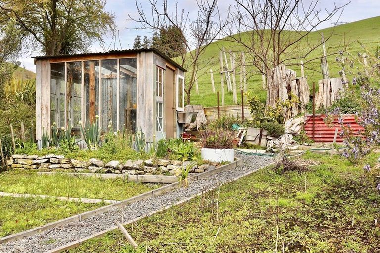 Photo of property in 464 Pungatawa Road, Taihape, 4792