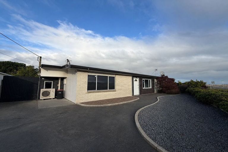 Photo of property in 1/382 Main Road North, Bay View, Napier, 4104