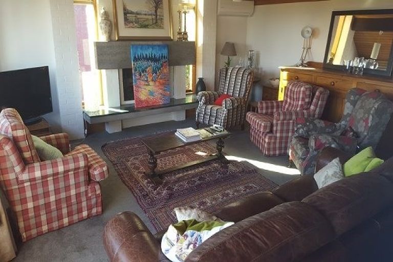 Photo of property in 10 Heaton Rhodes Place, Cashmere, Christchurch, 8022