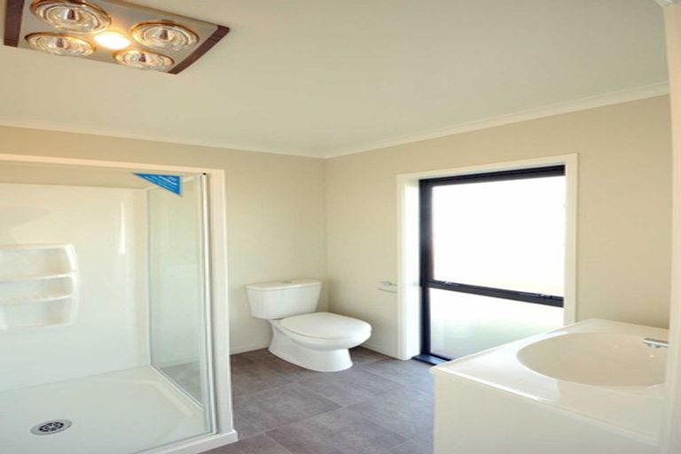 Photo of property in 23 Flint Road, Rolleston, 7614