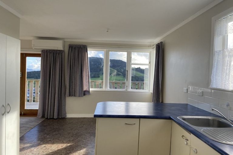 Photo of property in 28 Hill Street, Hikurangi, 0114